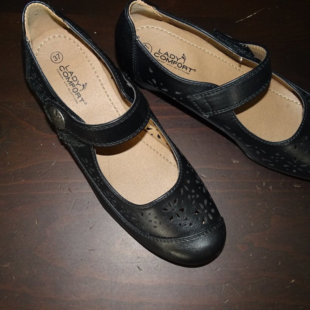 Lady Comfort Shoes